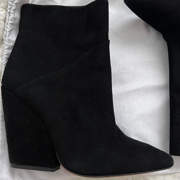 IRO Lasdia Suede Ankle Boots - Picture 14 of 14